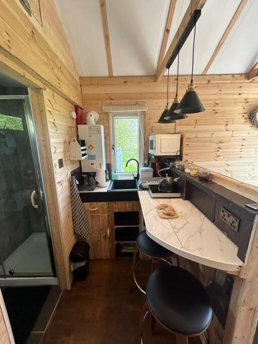 Riverside Cabin Limerick Exterior photo